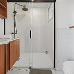 T3 - Luxurious And Modern With 2 Terraces Lejlighed *