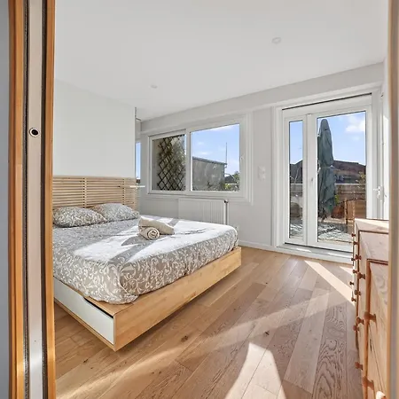 T3 - Luxurious And Modern With 2 Terraces Appartamento