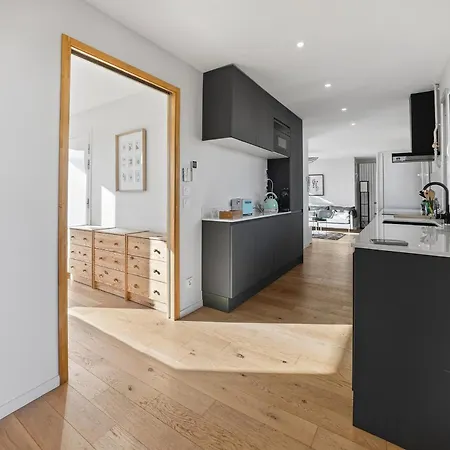 아파트 T3 - Luxurious And Modern With 2 Terraces *