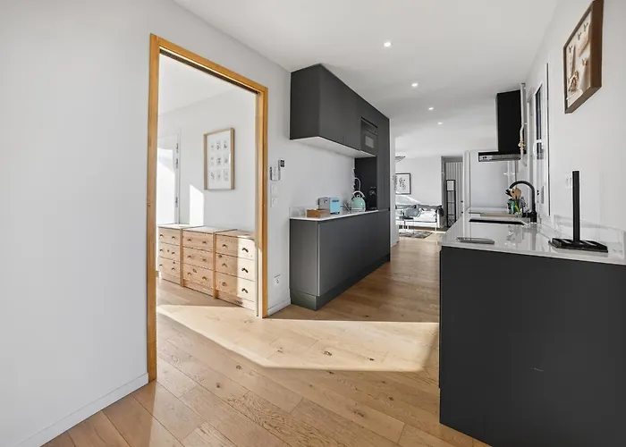 아파트 T3 - Luxurious And Modern With 2 Terraces *