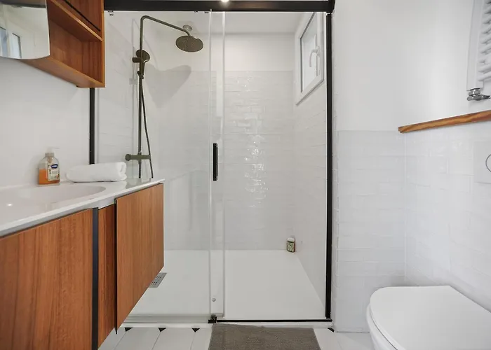 T3 - Luxurious And Modern With 2 Terraces 아파트 *