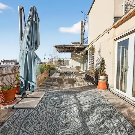 T3 - Luxurious And Modern With 2 Terraces Apartmán *