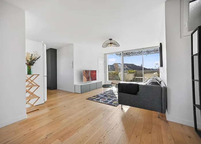 T3 - Luxurious And Modern With 2 Terraces