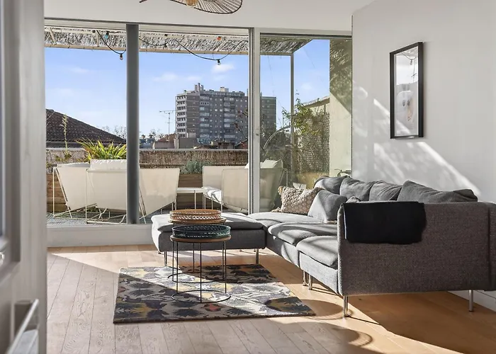 T3 - Luxurious And Modern With 2 Terraces *